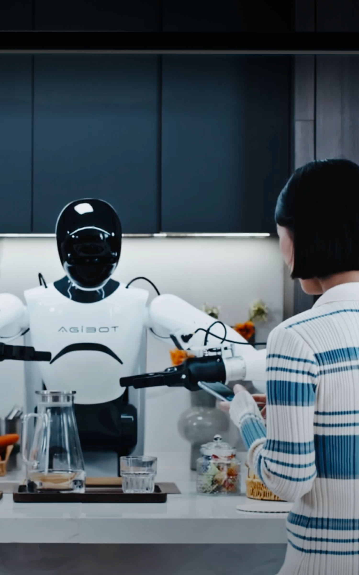 行业首款！555000jcjc公海发布具身智能一站式开发平台Genie Studio